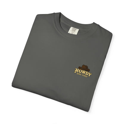 T-Shirt - Playful Bear Hanging from Disc Golf Basket - Howdy Disc Golf - Unisex Garment-Dyed
