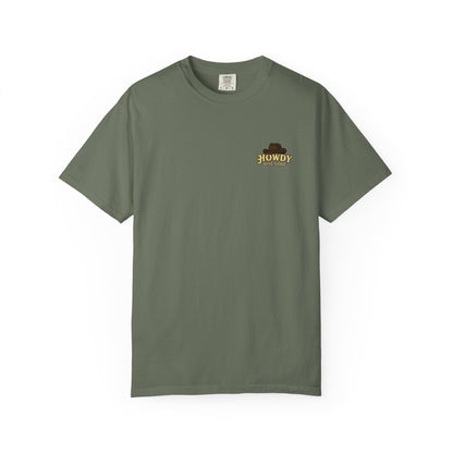 T-Shirt - Playful Bear Hanging from Disc Golf Basket - Howdy Disc Golf - Unisex Garment-Dyed