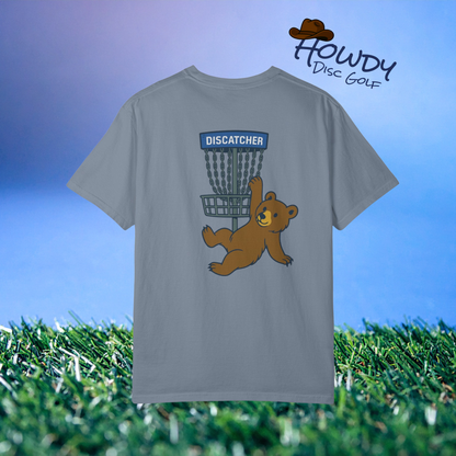 T-Shirt - Playful Bear Hanging from Disc Golf Basket