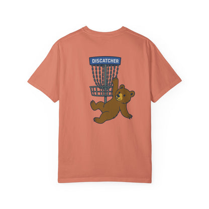 T-Shirt - Playful Bear Hanging from Disc Golf Basket - Howdy Disc Golf - Unisex Garment-Dyed