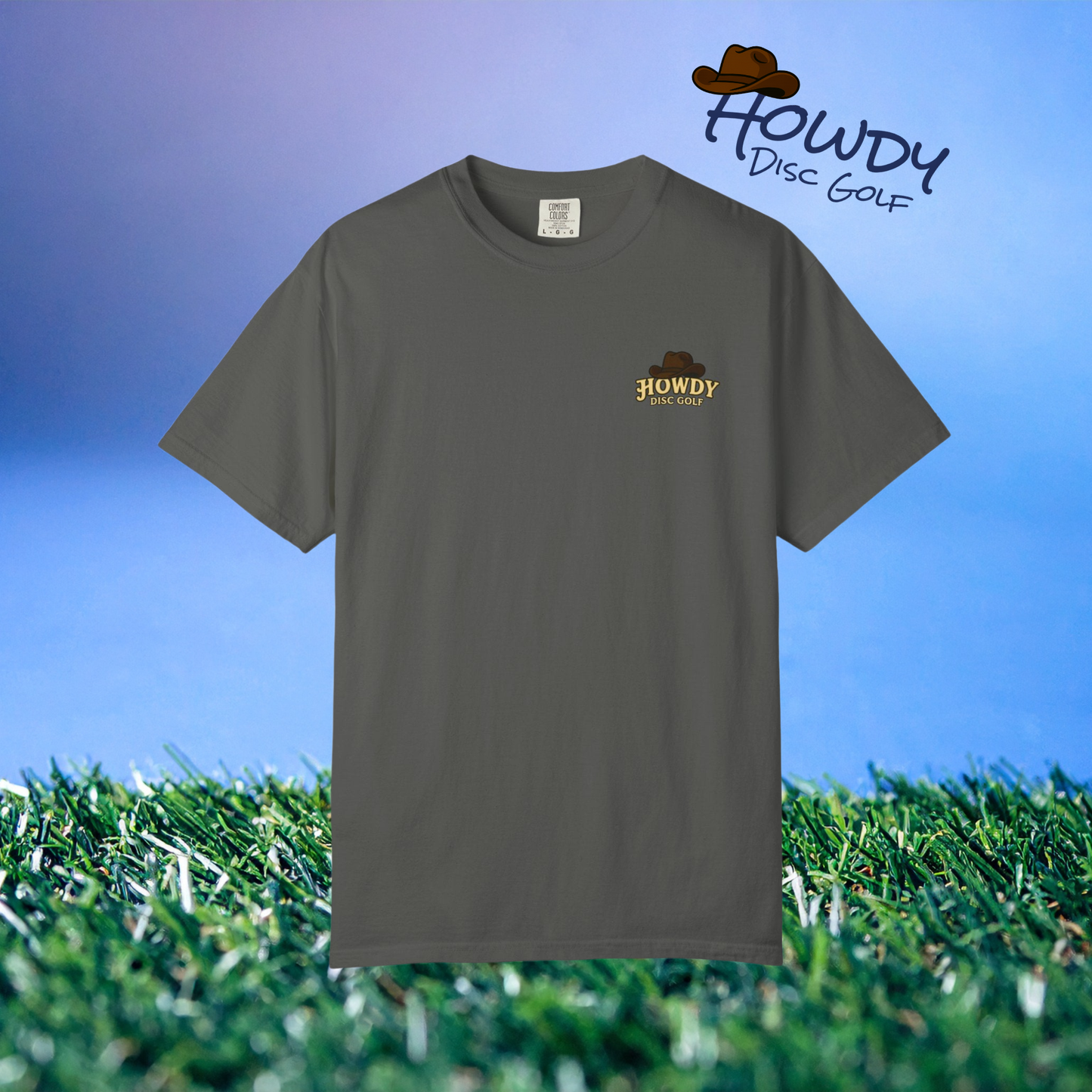 T-Shirt - Playful Bear Hanging from Disc Golf Basket